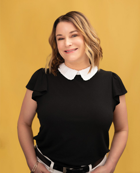 KIM HAHN headshot